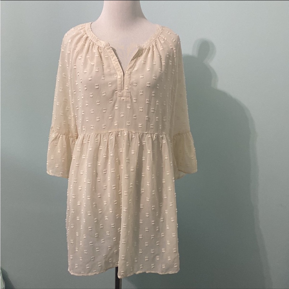 NWT Ciel usa long cream sheer blouse